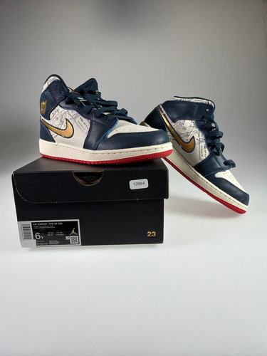 Air jordan mid - air,